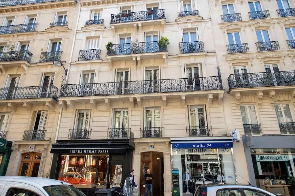 Best Part Of Saint-Germain-Des Pres / 3 Bedrooms Paris 0*,  Frankrike